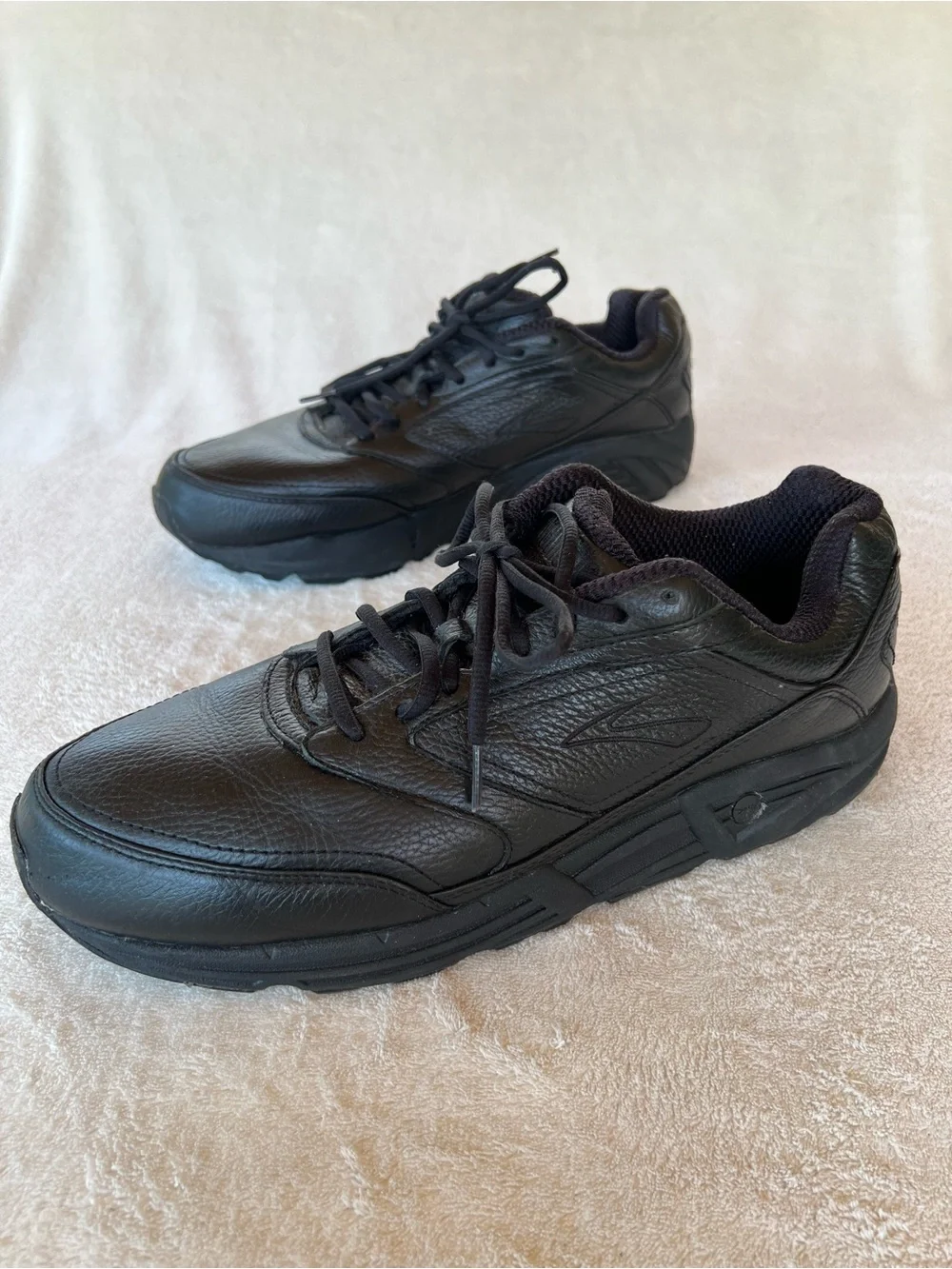 Brooks Addiction Walker 2 Black Leather Walking Shoes 14 2E Wide